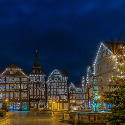 Weihnachtlicher Marktplatz in Fritzlar